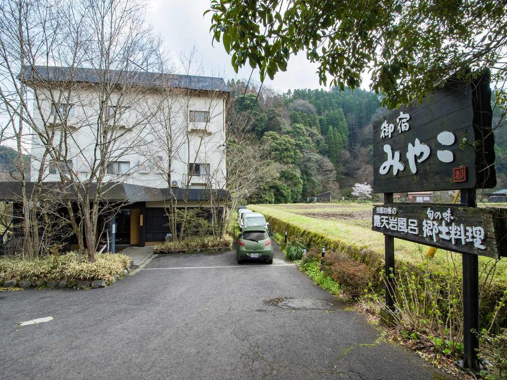 Oyado Miyako Hotell Yufu Exteriör bild